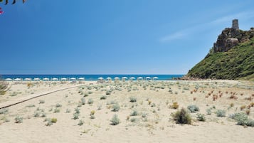Private beach, sun loungers, beach umbrellas, beach towels