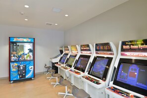 Arcade - Homewood Suites by Hilton Anaheim Resort – Convention Center (Anaheim)