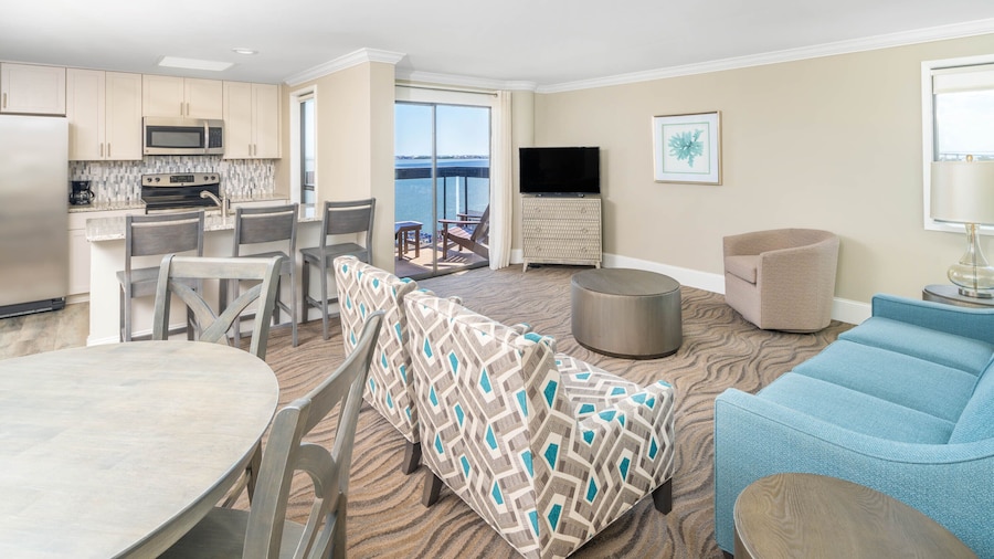 Bask Hotel at Big Rock Landing