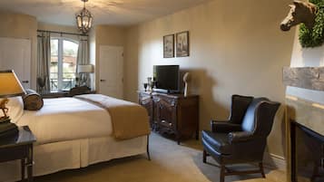 Ropa de cama de alta calidad, cubrecamas y minibar