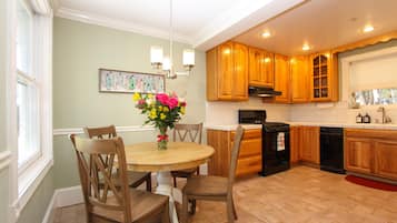 Quarto família | Cozinha privada