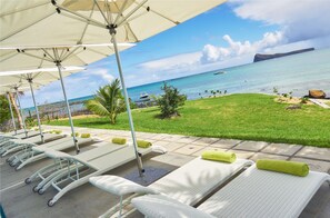 View from property - Myra Seafront Suites with Lov (Cap Malheureux)