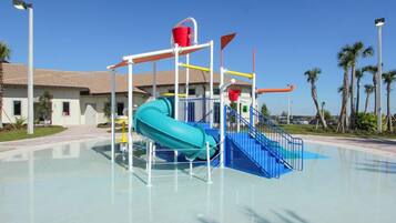 Children’s play area – outdoor