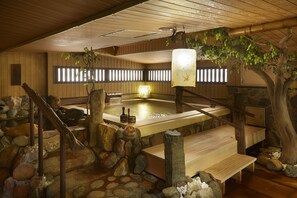 Public bath - the b suidobashi (Tokyo)