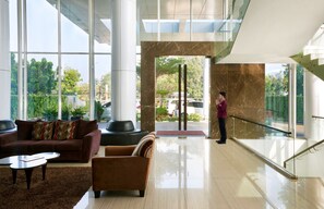 Lobby sitting area - Cipta Hotel Pancoran (Jakarta)