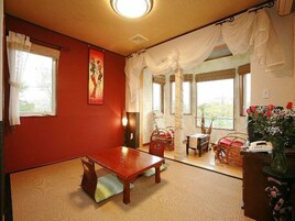 Japanese-style room with sunroom