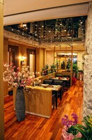 2 restaurantes, culinária japonesa