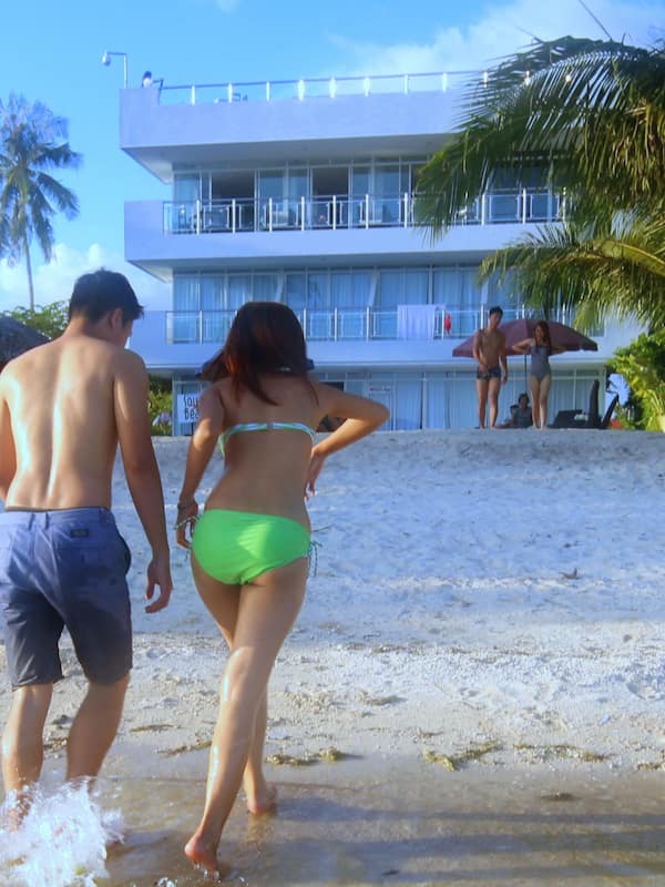 Private beach, free beach shuttle, sun-loungers, beach massages