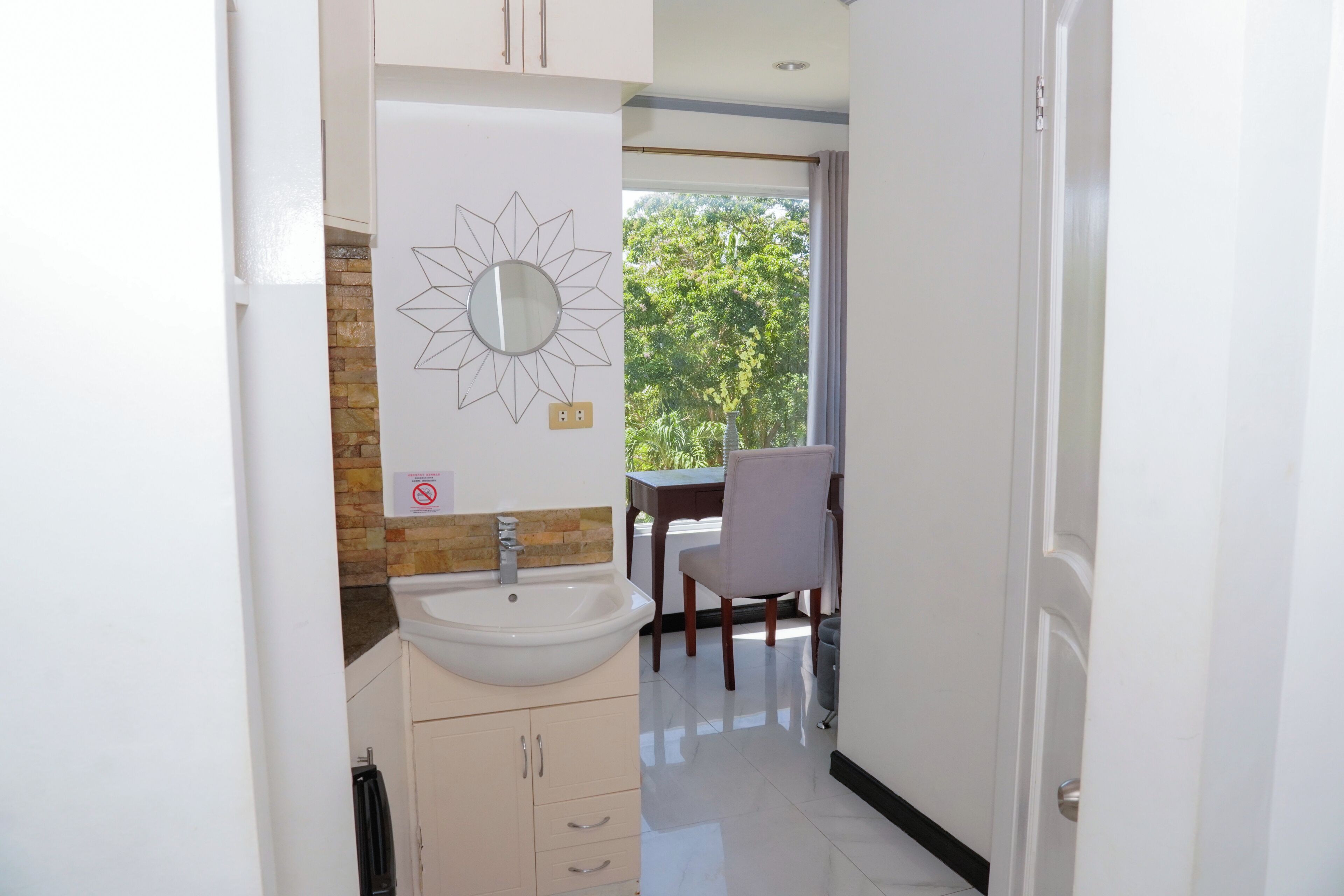Photo - Bohol South Beach Hotel