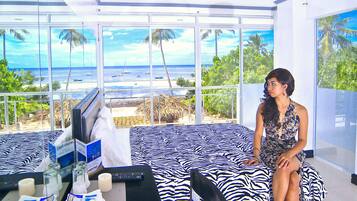 2nd Floor Ocean View Family Suite | Hypo-allergenic bedding, minibar, in-room safe, desk