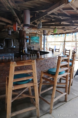 Bar (on property) - Victory Beach Resort (Boracay Island)
