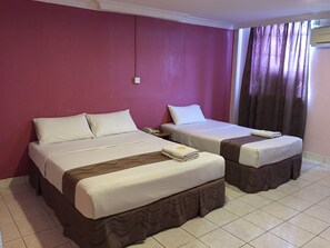 Basic Twin Room | Desk, free WiFi - One Hotel (Labuan)