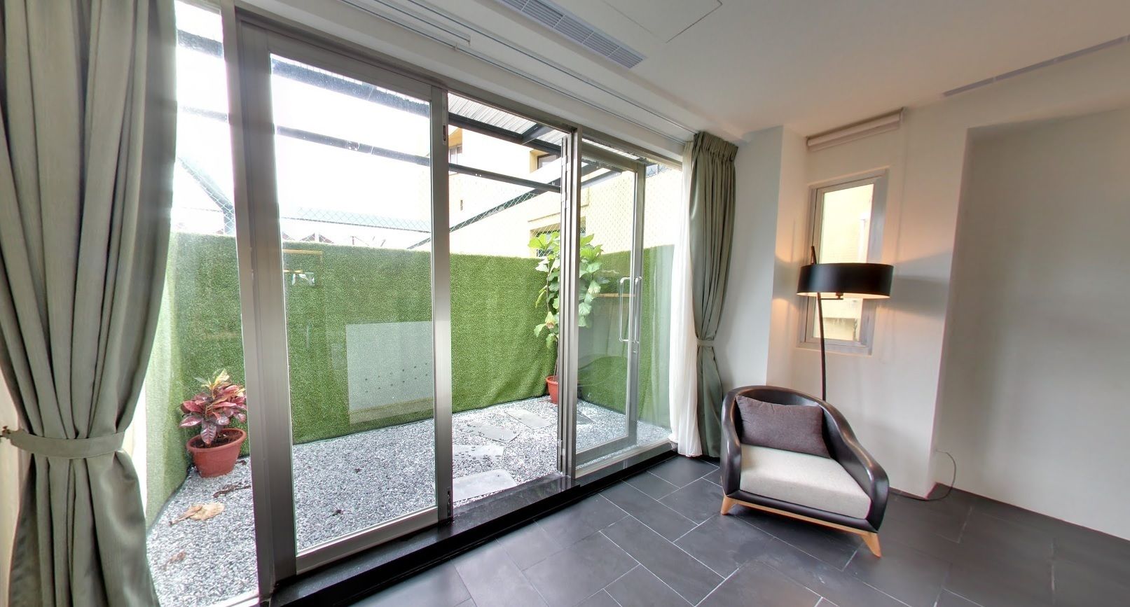 deluxe double room, 1 double bed, accessible | terrace/patio