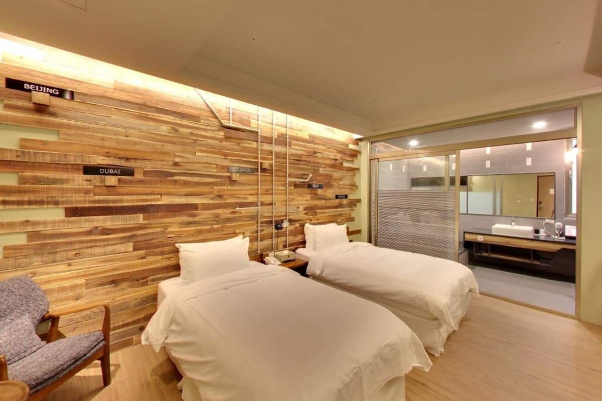 Standard Twin Room | Premium bedding, free minibar, individually decorated