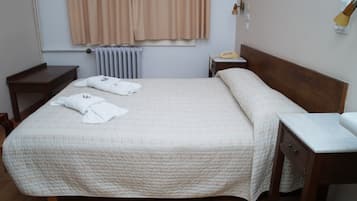 Free WiFi, bed sheets