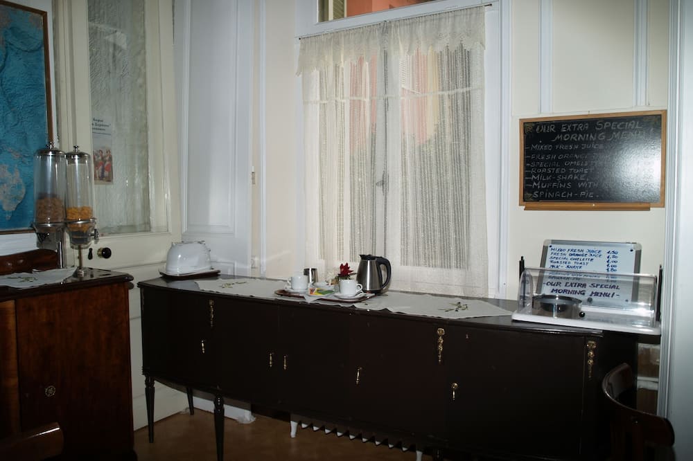 Hotel Acropolis House