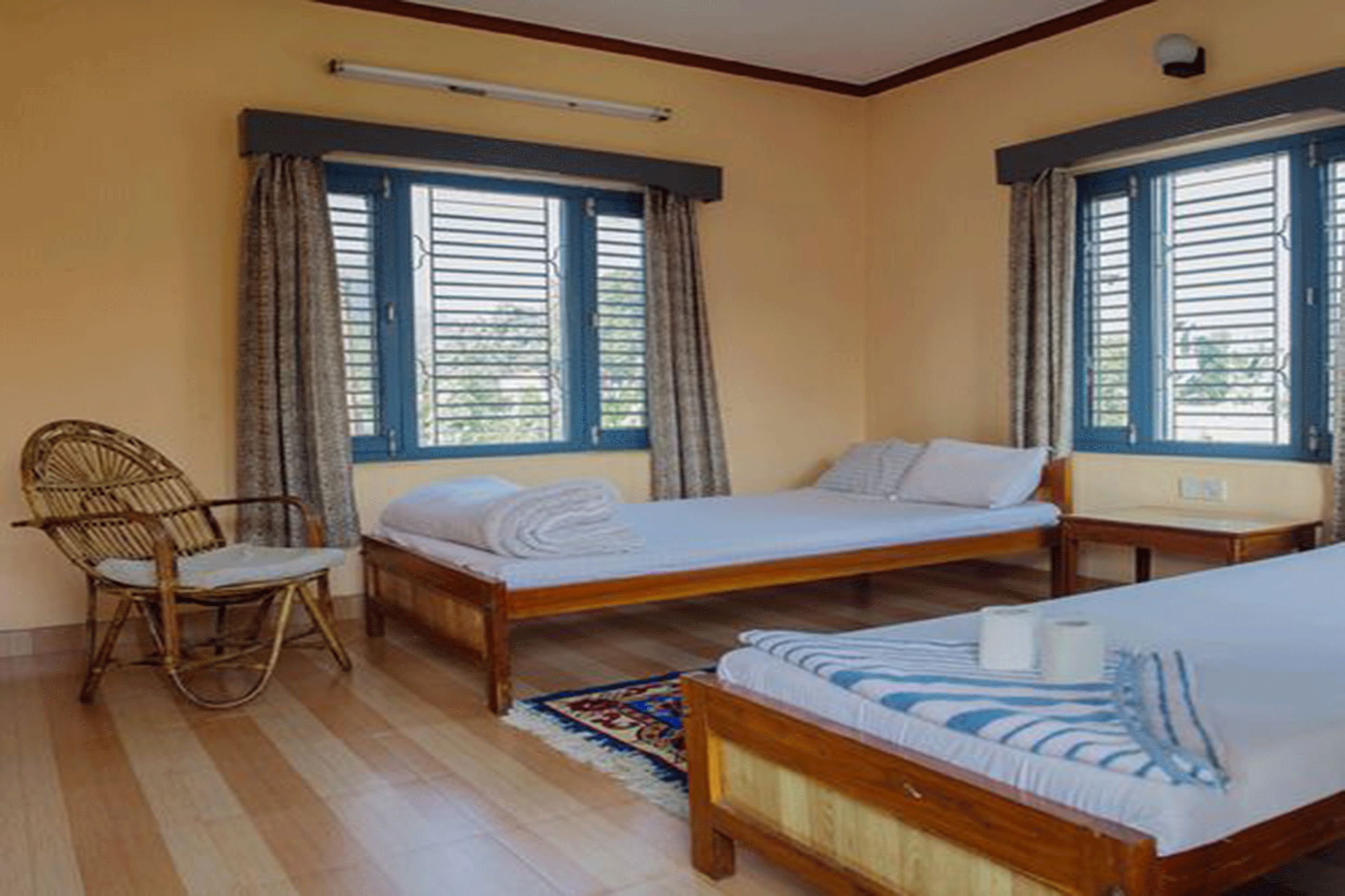 standard double room, smoking, lakeside | desk, laptop workspace, free wifi, bed sheets