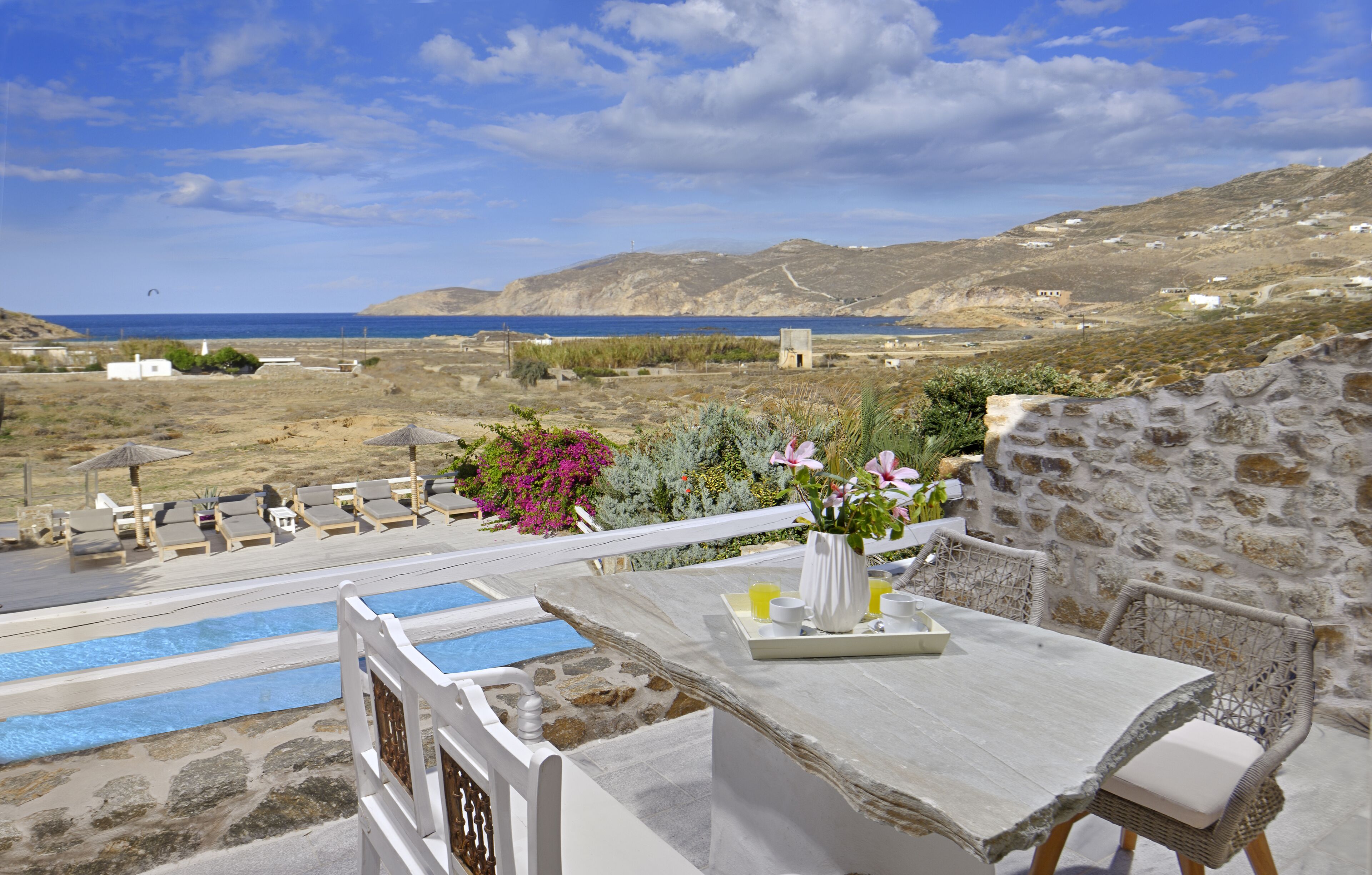 Outdoor pool, pool loungers