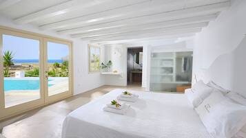 1 bedroom, premium bedding, memory-foam beds, minibar