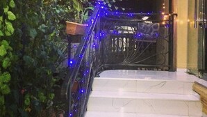 Front of property - Hotel Bonus (Tbilisi)