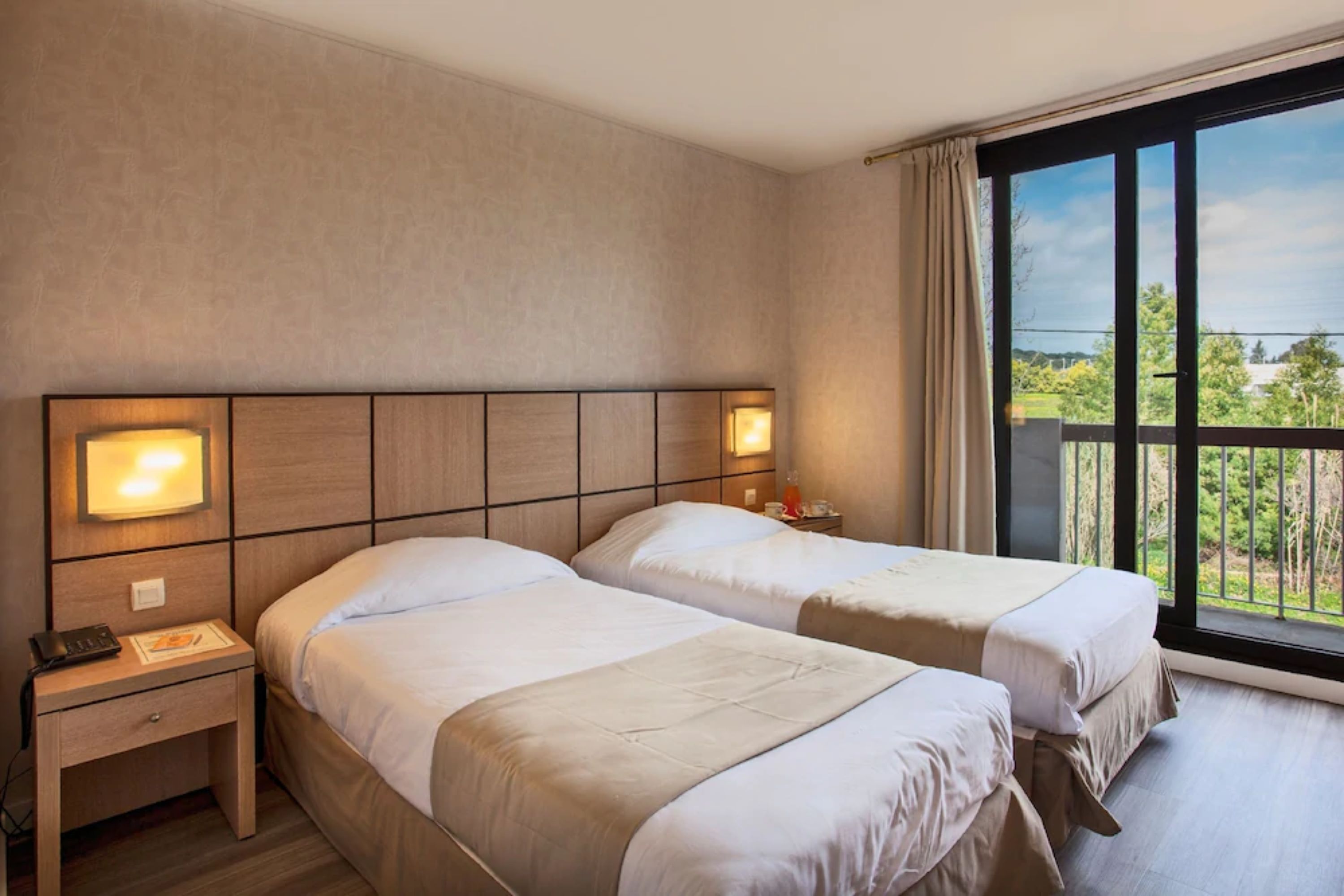 Minibar, desk, blackout drapes, soundproofing