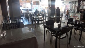 Breakfast, lunch, dinner served; international cuisine 