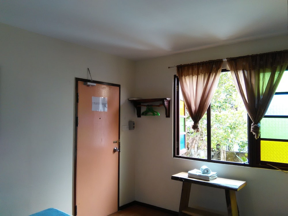 Kuching Waterfront Lodge by null