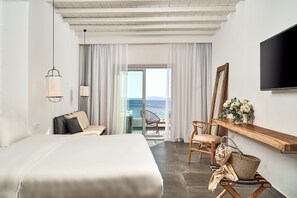 Hippie Chic Suite | Premium bedding, minibar, in-room safe, desk - Hippie Chic Hotel (Mykonos)
