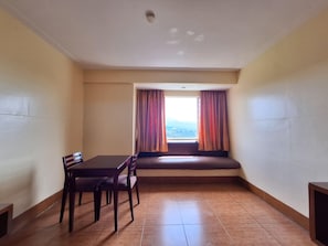 Superior Room, Non Smoking | Bed sheets - Albergo Hotel (Baguio)