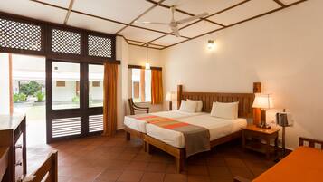 Quarto | Roupas de cama premium, escrivaninha, ferros/tábuas de passar roupa