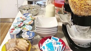 뷔페 아침 식사