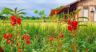 Alamanda Family Villas & Pool