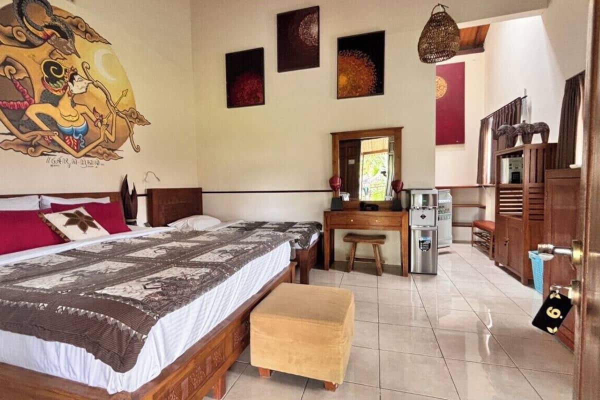 Superior Room, 1 Bedroom, Garden View | Egyptian cotton sheets, premium bedding, pillowtop beds, minibar