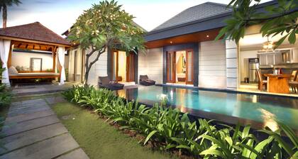 The Banyumas Suite Villa Legian
