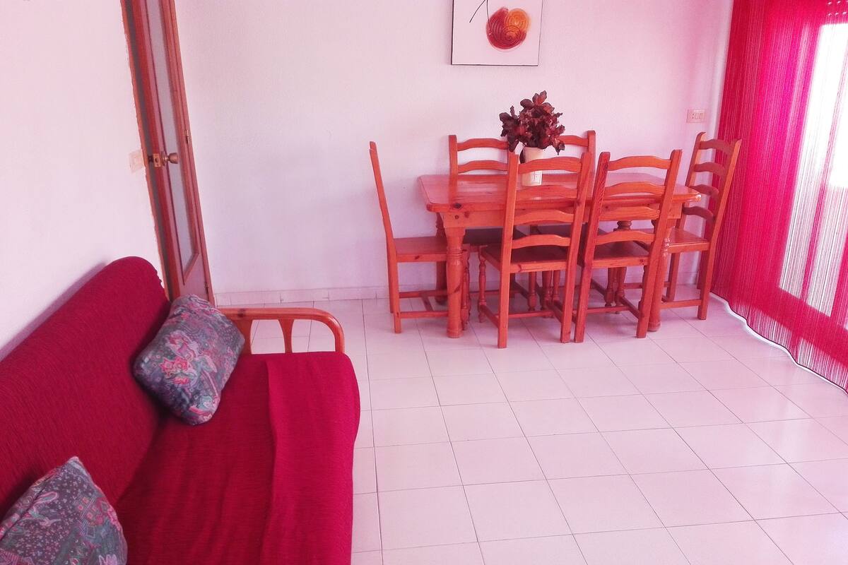Departamento, 2 habitaciones, Terraza | Sala de estar | Televisión
