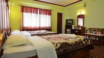 Deluxe Room, 1 Double Bed | 1 bedroom, desk, free rollaway beds, free WiFi