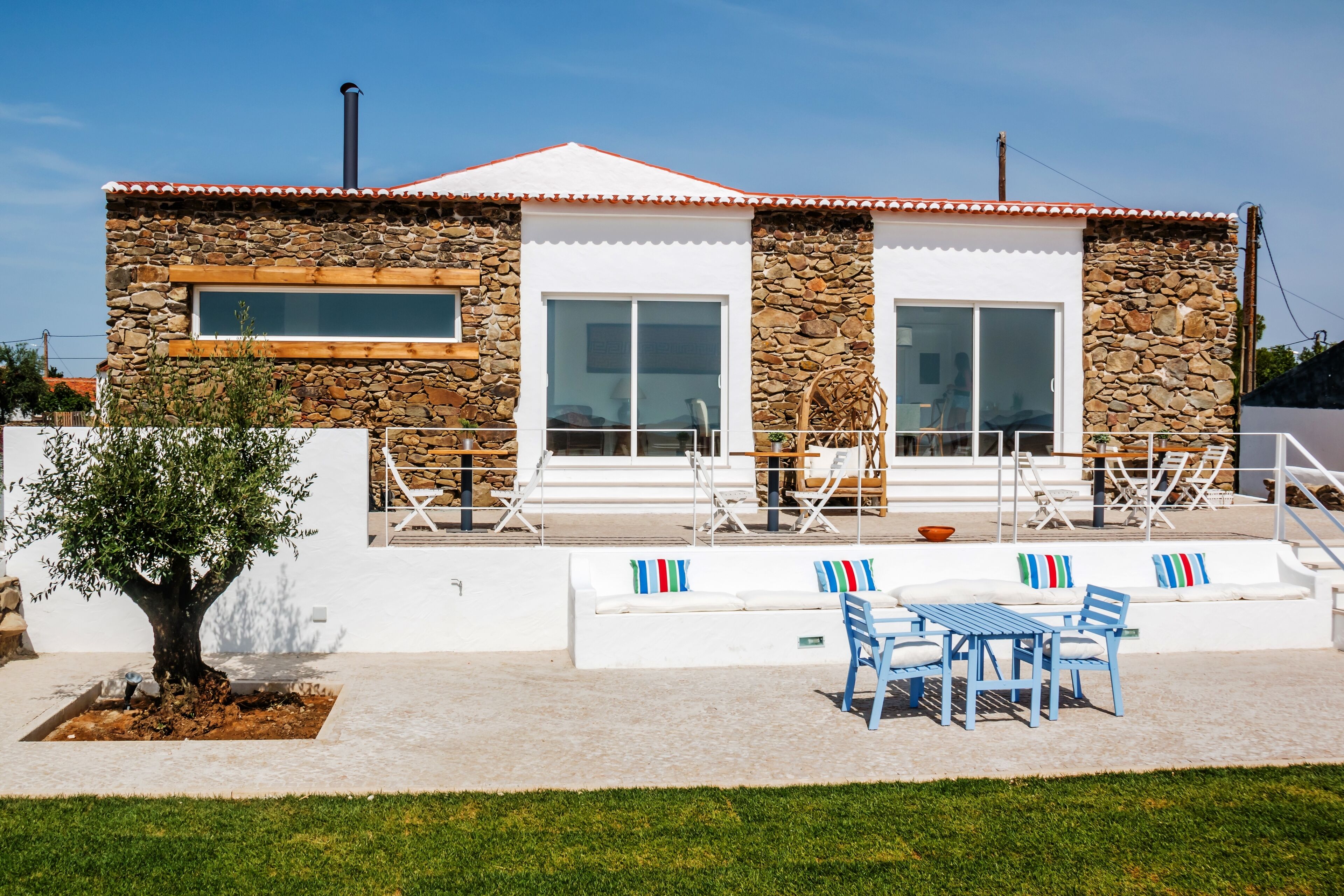 المنشأة من الخارج