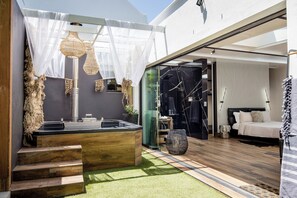 Luxury Suite | Terrace/patio - 14 on Klein Constantia (Cape Town)