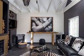 Luxury Suite - 14 on Klein Constantia (Cape Town)