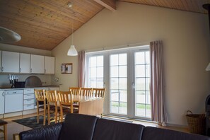 House, 3 Bedrooms, Jetted Tub (Linen Excluded) | Living area | 28-inch flat-screen TV with digital channels, TV, DVD player - Enjoy Resorts Marina Fiskenæs (Grasten)