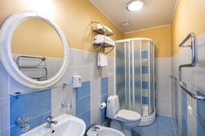 스위트, 더블침대 1개 및 소파베드 | 욕실