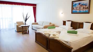 Egyptian cotton sheets, minibar, in-room safe, desk