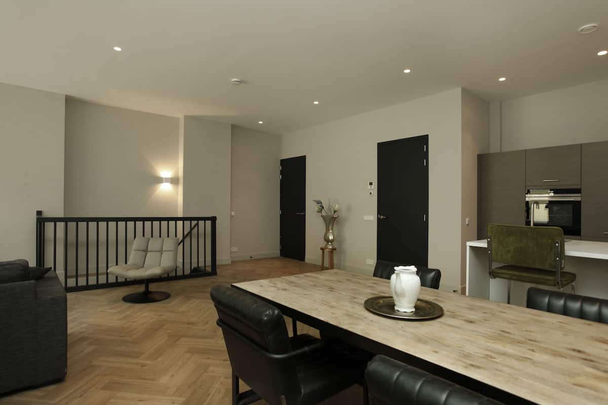 Apartment, 1 Bedroom, Garden Area (Souterrain - split level) | Living area | Flat-screen TV