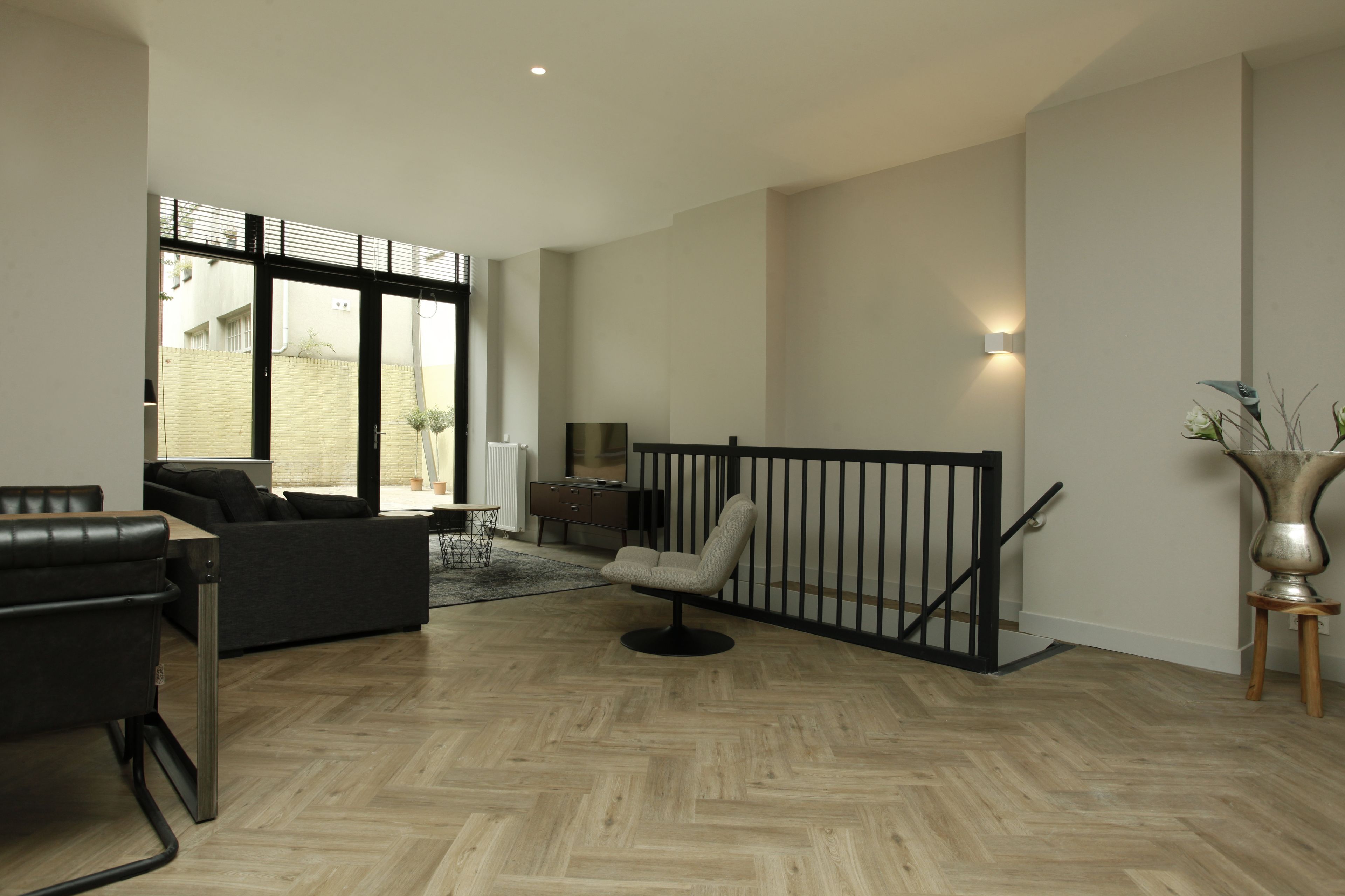 Departamento, 1 habitación, en el área del jardín (Souterrain - split level) | Área de sala de estar | Televisión de pantalla plana 