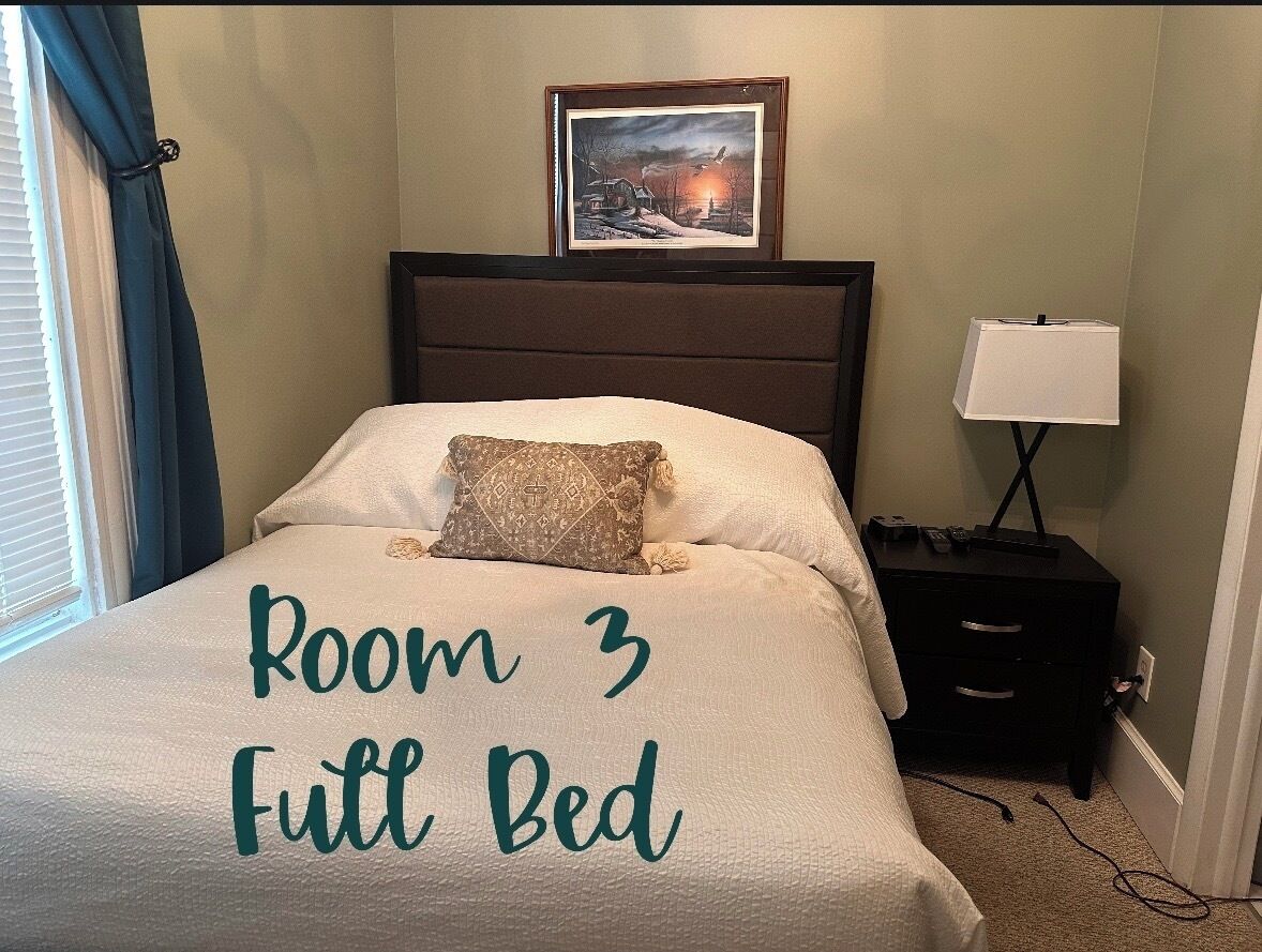 Basic Room, 1 Bedroom (Room #3) | Iron/ironing board, bed sheets