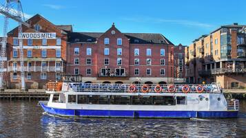 Mặt tiền nơi lưu trú