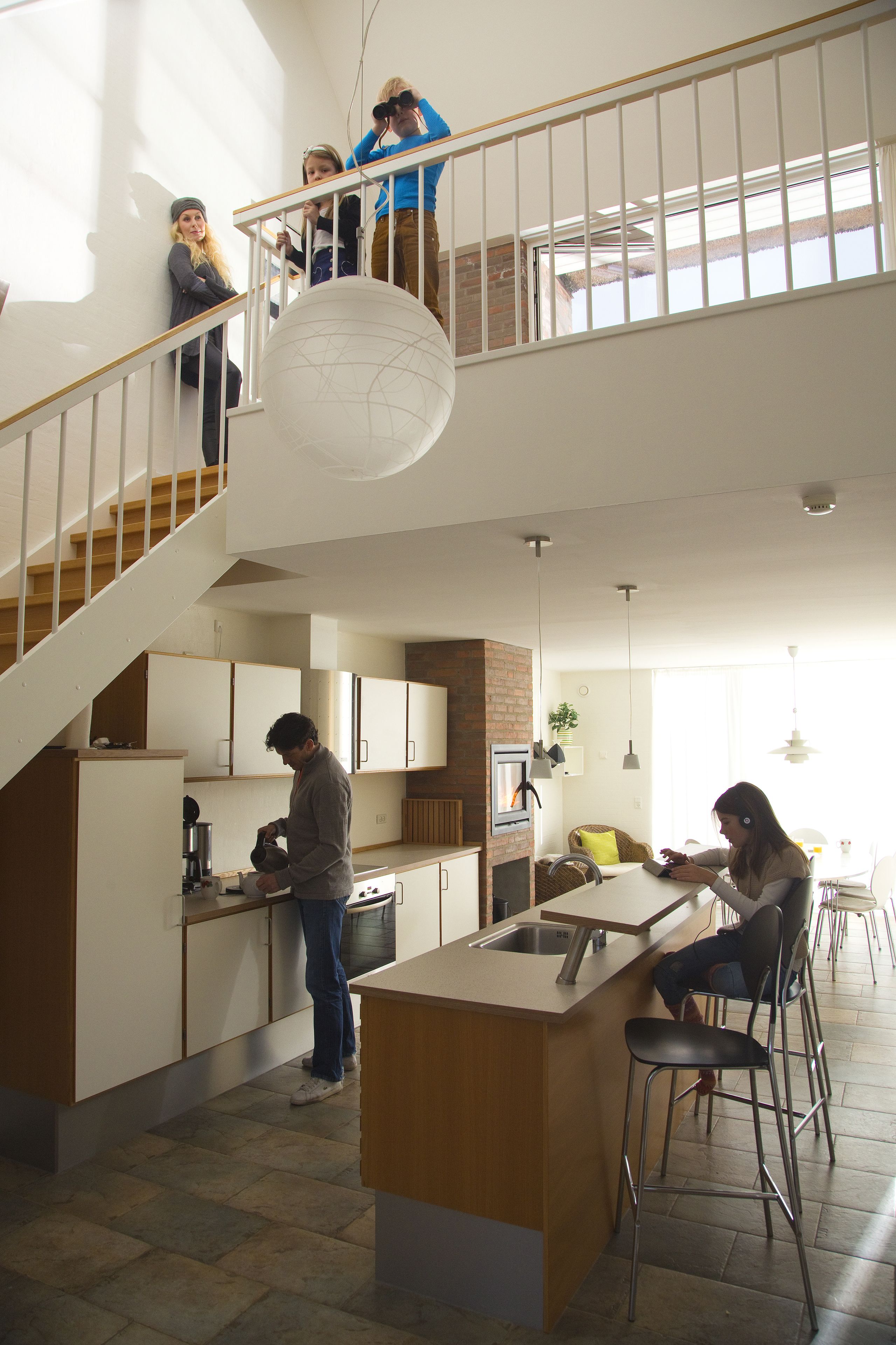 fridge, stovetop, dishwasher, coffee/tea maker