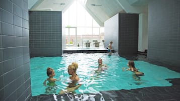 Sauna, hot tub, steam room, body treatments, aromatherapy