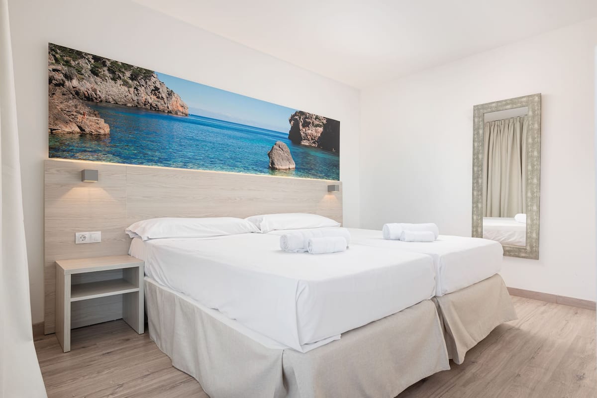 Junior Suite, Balcony | Premium bedding, memory foam beds, minibar, in-room safe