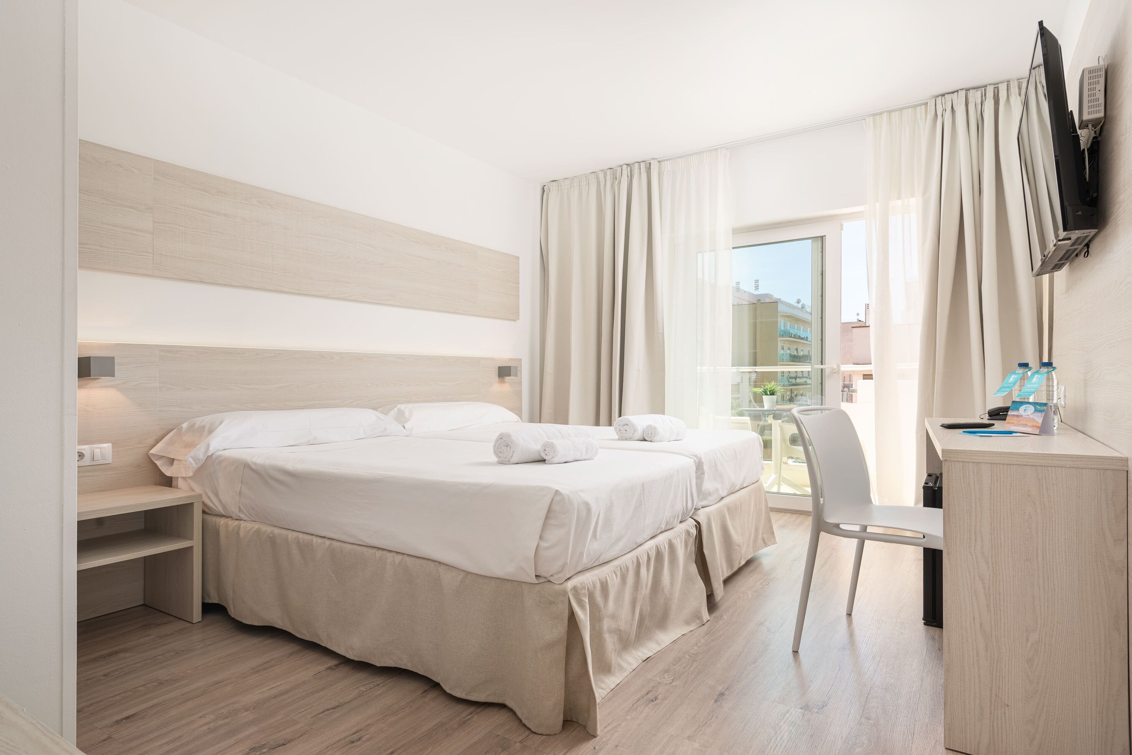 Comfort Double Room, Balcony | Premium bedding, memory foam beds, minibar, in-room safe